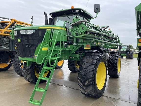 Image of John Deere R4044 equipment image 2