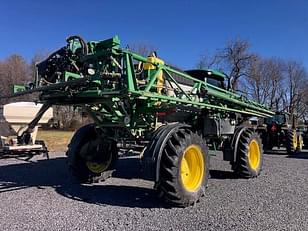 Main image John Deere R4044 4