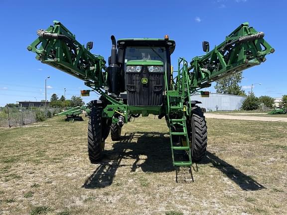 Image of John Deere R4044 equipment image 1