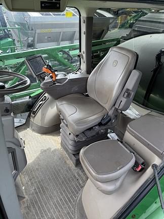 Image of John Deere R4044 equipment image 1
