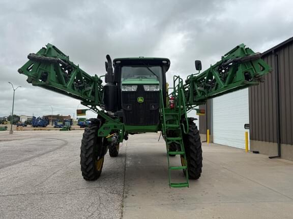 Image of John Deere R4044 equipment image 2