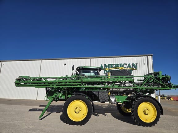 2021 John Deere R4044 Equipment Image0
