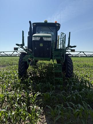 Image of John Deere R4044 equipment image 2