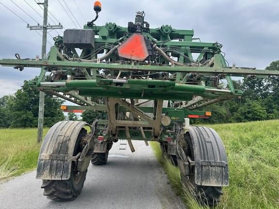 Image of John Deere R4044 equipment image 4