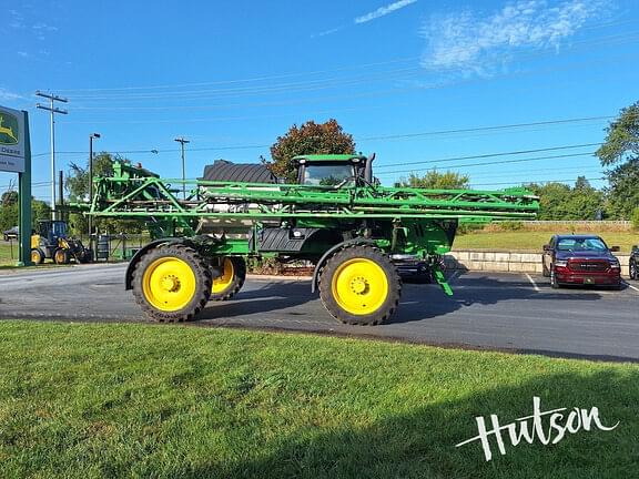 Image of John Deere R4044 equipment image 3