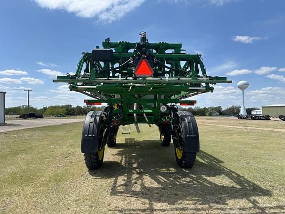 Image of John Deere R4044 equipment image 3