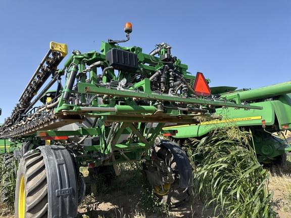 Image of John Deere R4044 equipment image 2