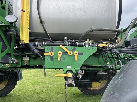 Image of John Deere R4044 equipment image 2