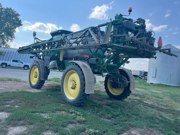 Image of John Deere R4044 equipment image 4
