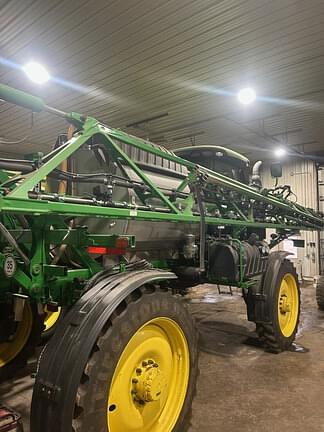 Image of John Deere R4044 Image 1