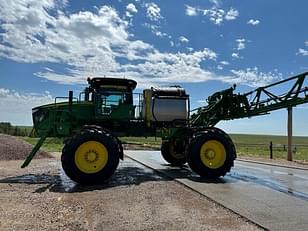 Main image John Deere R4044 4