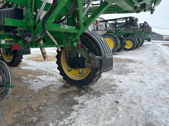 Image of John Deere R4044 equipment image 2