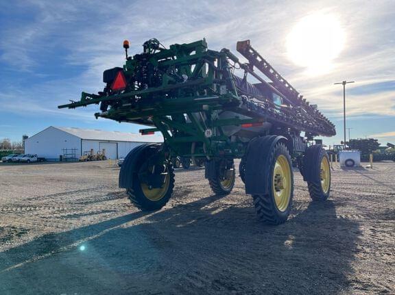 Image of John Deere R4044 equipment image 4