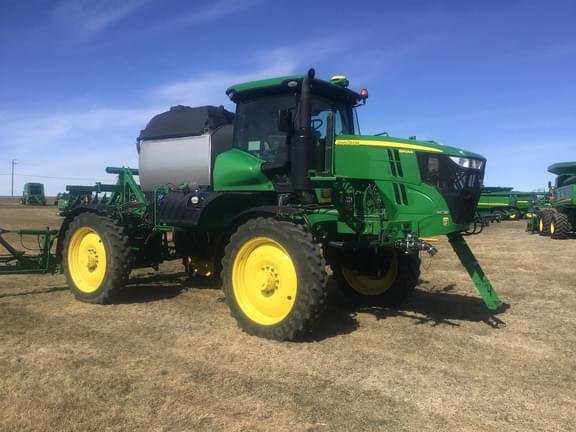 Image of John Deere R4044 equipment image 1