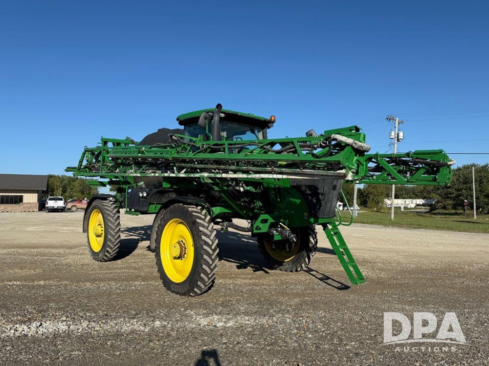 2021 John Deere R4044 Equipment Image0