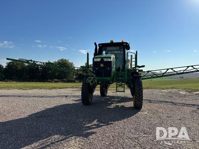 Image of John Deere R4044 equipment image 2