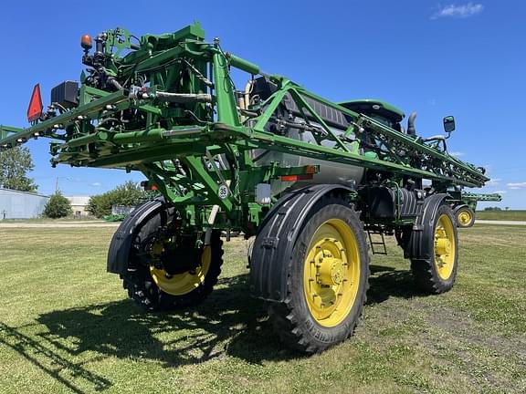 Image of John Deere R4045 equipment image 4