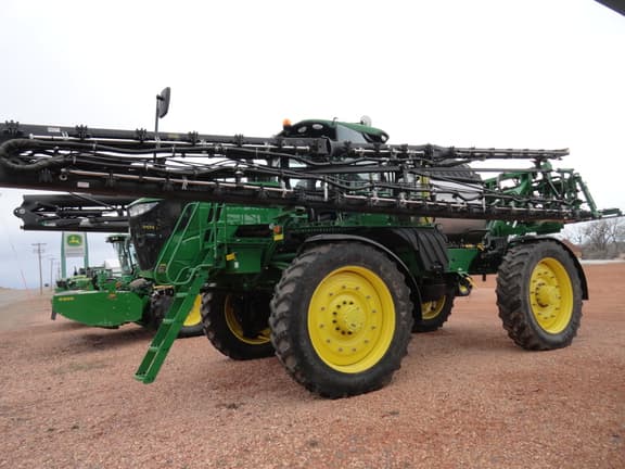 Image of John Deere R4045 equipment image 1