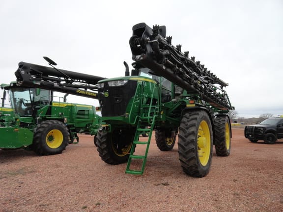 2021 John Deere R4045 Equipment Image0
