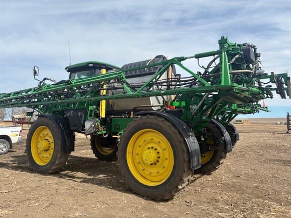 Image of John Deere R4045 equipment image 2