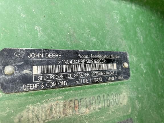 Image of John Deere R4045 equipment image 3