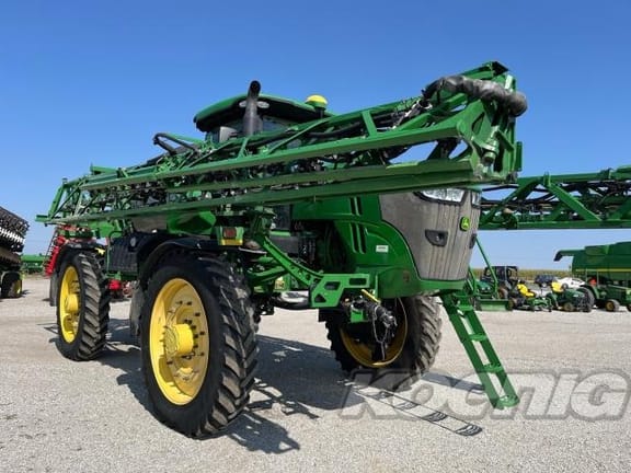 Main image John Deere R4045