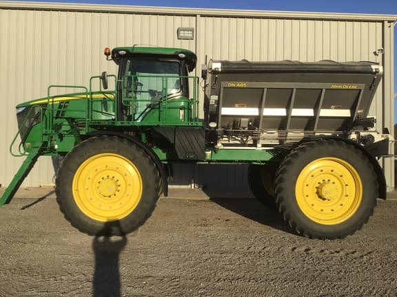 Image of John Deere R4045 equipment image 1