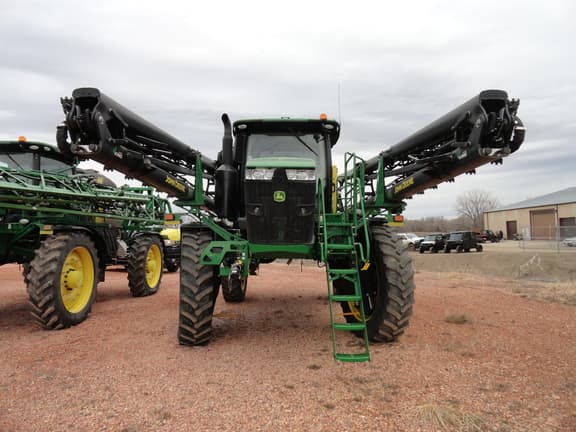 Image of John Deere R4045 equipment image 2