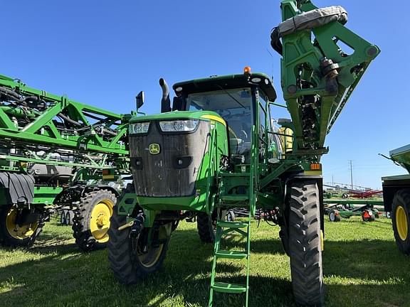 Image of John Deere R4045 equipment image 2