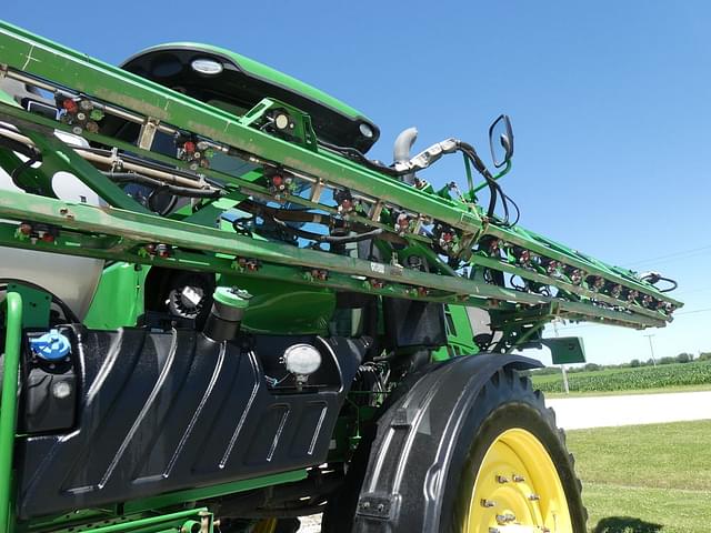 Image of John Deere R4045 equipment image 4