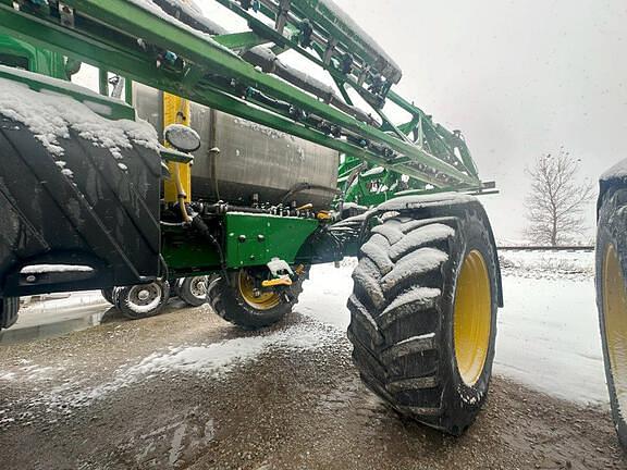 Image of John Deere R4045 equipment image 4