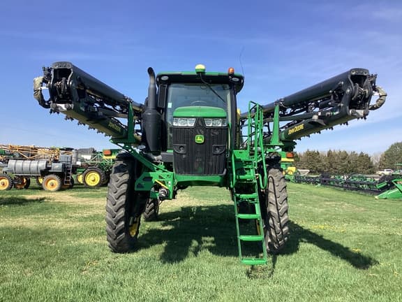 Image of John Deere R4045 equipment image 1