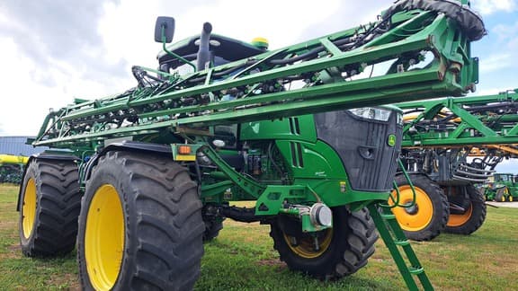 Image of John Deere R4045 equipment image 1