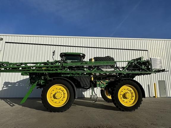 Image of John Deere R4045 equipment image 2