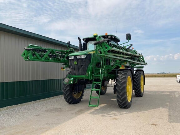 Main image John Deere R4045