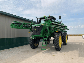 Main image John Deere R4045