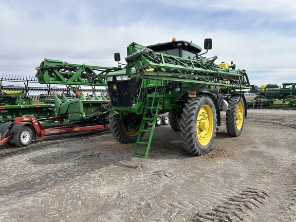 Main image John Deere R4045