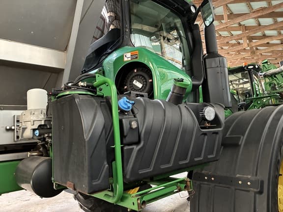 Image of John Deere R4045 equipment image 4