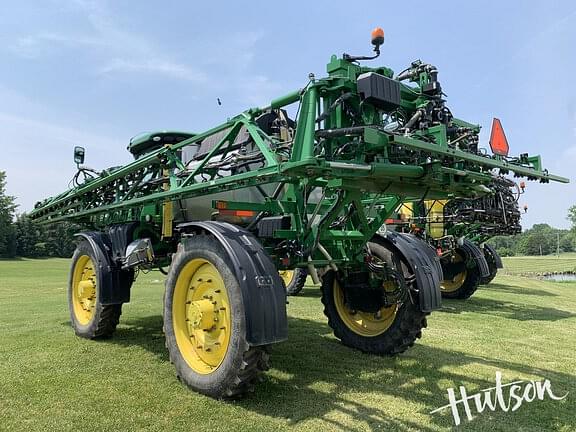 Image of John Deere R4045 equipment image 4