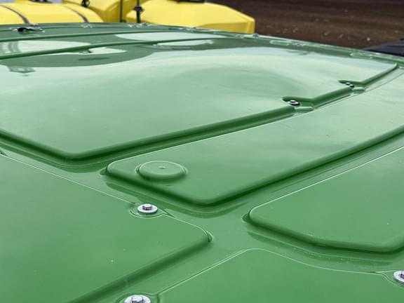 Image of John Deere R4045 equipment image 4