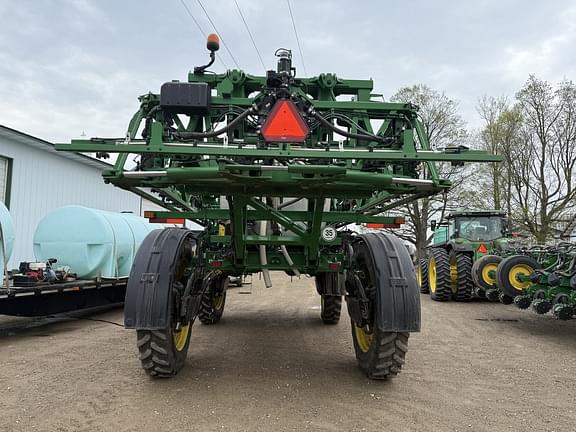 Image of John Deere R4045 equipment image 3