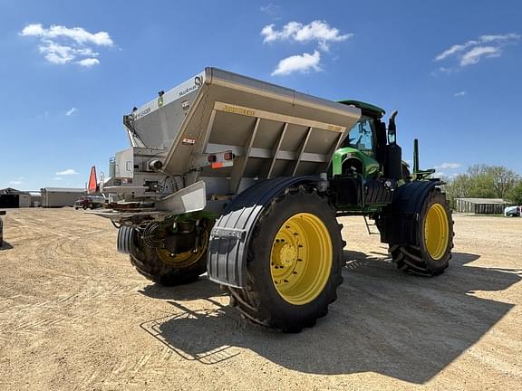 Image of John Deere R4045 equipment image 3