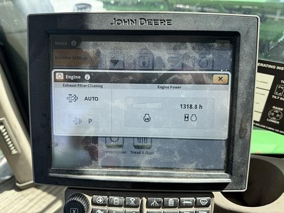 Image of John Deere R4045 equipment image 4