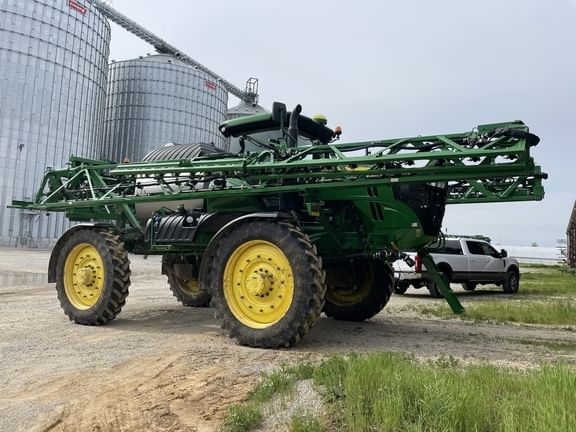 Main image John Deere R4045