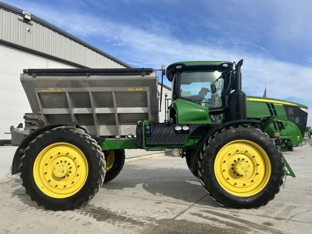 Image of John Deere R4045 equipment image 3