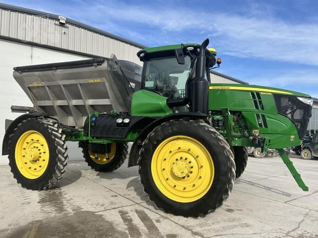 Image of John Deere R4045 equipment image 1