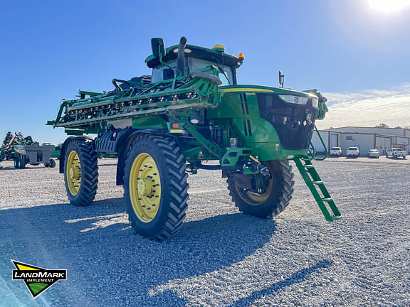 Image of John Deere R4045 equipment image 3