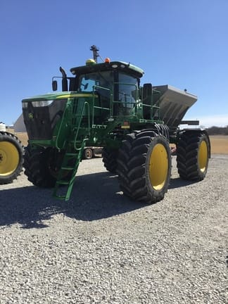 Main image John Deere R4045