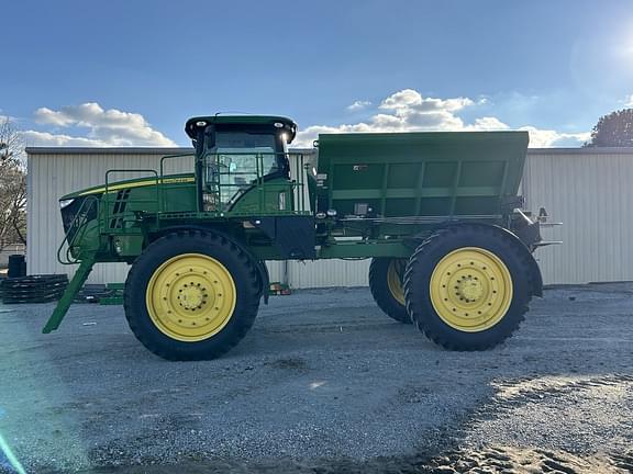 Image of John Deere R4045 equipment image 1