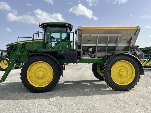 Image of John Deere R4045 equipment image 1